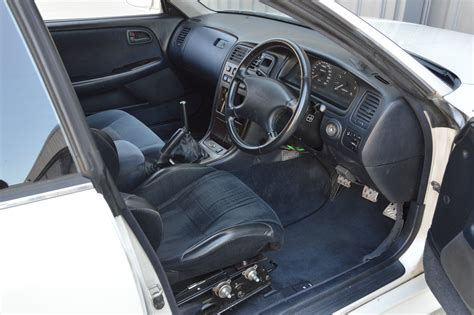 Toyota Chaser Tourer V Interior