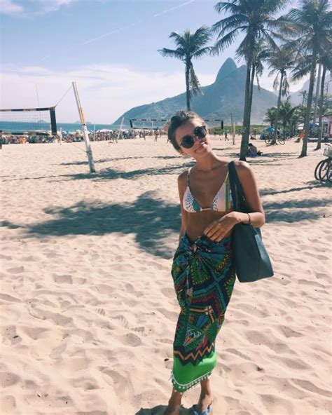 PictureBeach Girl Porn Pic