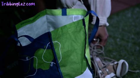 Bigtitted Lez MILF Muffdives Fingerfucks Petite Babe