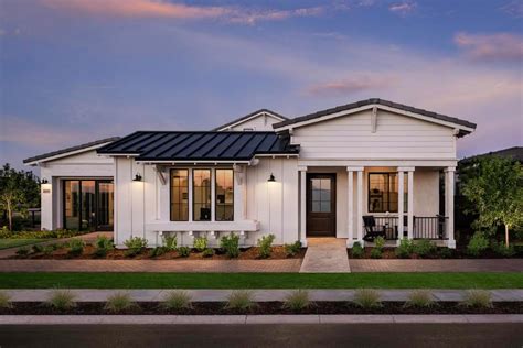 24 Trendy Contemporary Farmhouse Exterior Styles Build Beautiful