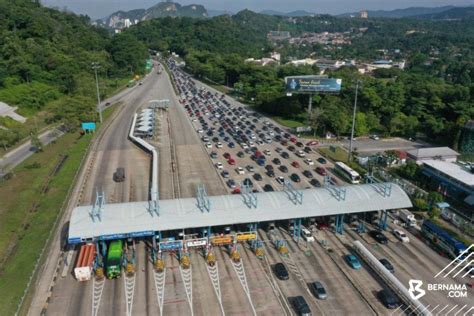 Getaran Semasa Aidiladha Aliran Trafik Di Lebuh Raya Utama