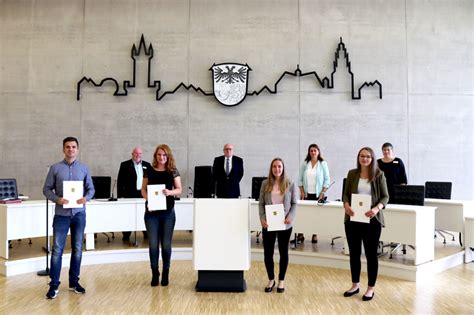 Karriere Chancen Durch Verwaltungsstudium Lahn Dill Kreis