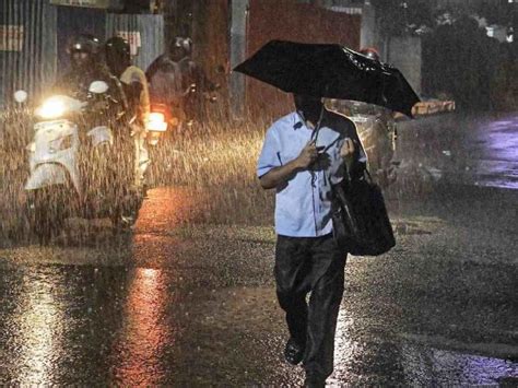 Rains In Bengaluru Parts Of Karnataka This Week Check Imd Warning