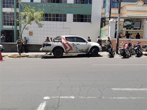 Intervienen Camioneta Que Estar A Involucrada En Robo De S Mil En