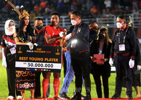 Final Piala Presiden Borneo Fc Samarinda Vs Arema Fc Foto