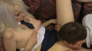 La Blonde Se Fait Brouter La Chatte PORNDROIDS