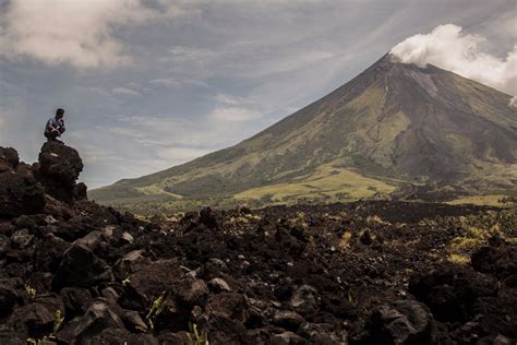 Autoridades de Filipinas inician evacuación de miles de personas por