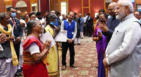 Pm Modi Hosts Dinner For Outgoing President Ram Nath Kovind Spoindia