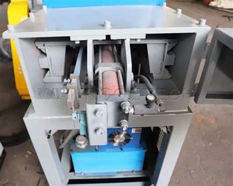 Hdpe Pipe Shredder Machine With Vertical Movable Feeding Hopper