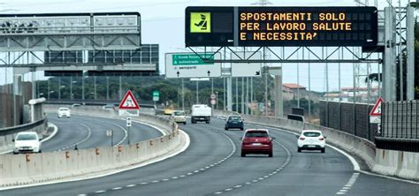 Autostrade Traffico Tempo Reale Agosto Km Di Coda Sull A