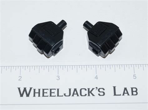 Defensor Hot Spot Hands Fists Pair Vintage G Transformers Action Figure Wheeljack S Lab