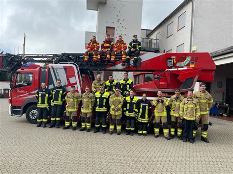 Wieder Neue Machinisten Ausgebildet Feuerwehr Ansbach