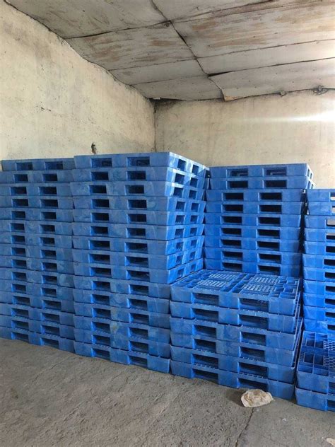 Пластиковые поддоны: 250 000 сум - Прочие стройматериалы Ташкент на Olx