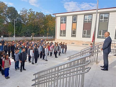 Pazar İmam Hatip Ortaokulu Yeni Binasında İlk İstiklal Marşını Okudu