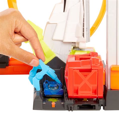 Hot Wheels Super Rocket Blast Off Playset