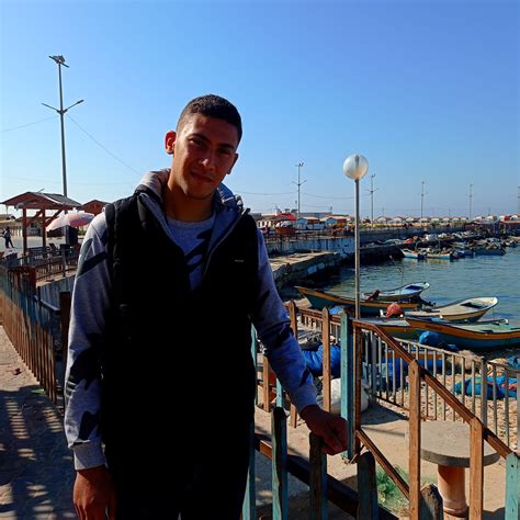 Caged Sparrows: Palestinian Stories from the Gaza Sea - Palestine Chronicle