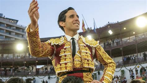 Malaga Bullfighting Tickets Official Malagueta Bullring Website