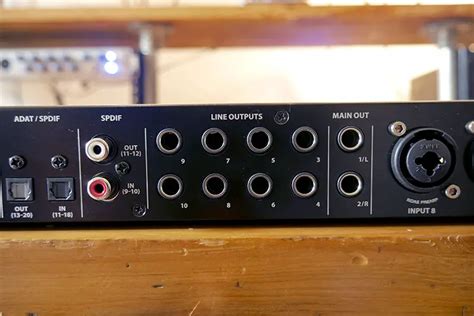 Behringer UMC1820 Audio Interface Review (with Audio Samples)