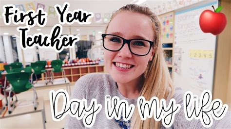 DAY IN THE LIFE OF A TEACHER FIRST YEAR TEACHER VLOG VLOGMAS DAY