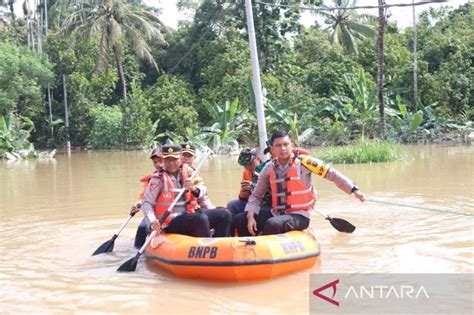 Curah Hujan Tinggi Warga OKU Sumsel Diminta Waspada Bencana Longsor