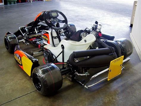 Used racing go kart frame - augasw