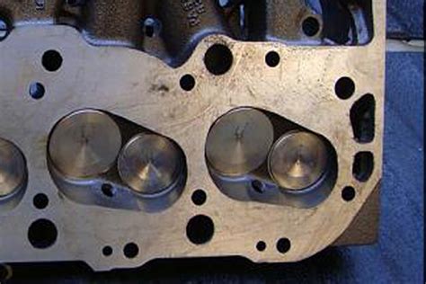 Big Block Chevy Heads: Oval Or Rectangular Port