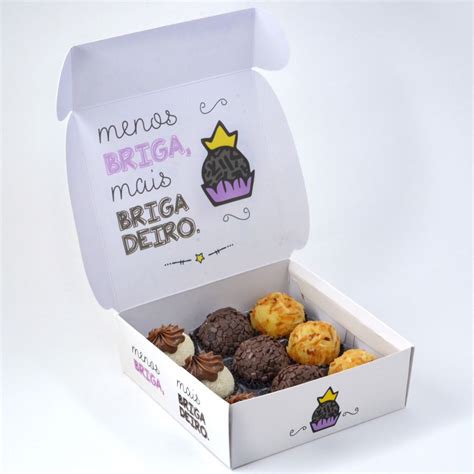 Caixa Para 9 Doces Menos Briga Mais Brigadeiro C 10 Un Custom Box