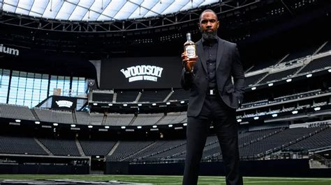 Charles Woodson's Spirit Woodson Bourbon Whiskey partners with Raiders ...