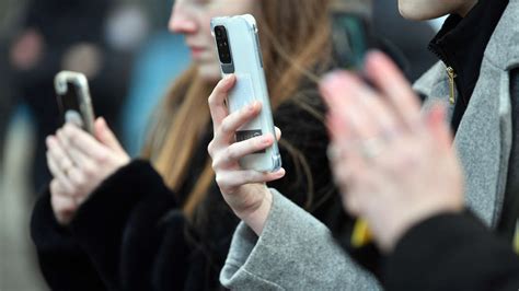 Cell Broadcast Warntag Warum Am Dezember Alle Handys Klingeln