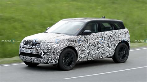 Land Rover Range Rover Evoque Facelift Spied Testing