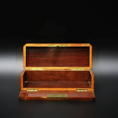 Деревянный кейс для перчаток. Фото. Описание. Цена лота. Купить