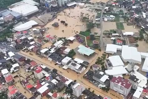 Cina Evacuate 47mila Persone Per Il Tifone Doksuri