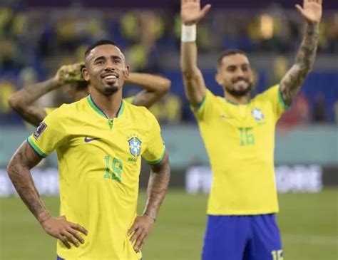 Lesionados Gabriel Jesus E Alex Telles Estão Fora Da Copa Do Mundo Do