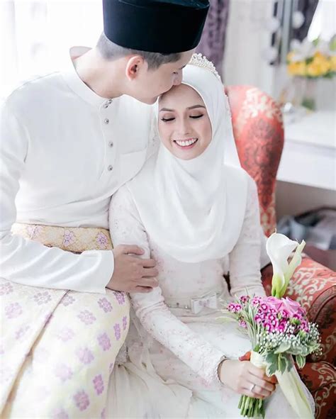 Inspirasi Gaun Pengantin Hijab Warna Putih Cocok Untuk Akad Nikah Photo