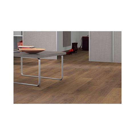 Egger 8mm Classic Epl111 Oak Trilogy Morgan And Quinn Laminate Flooring