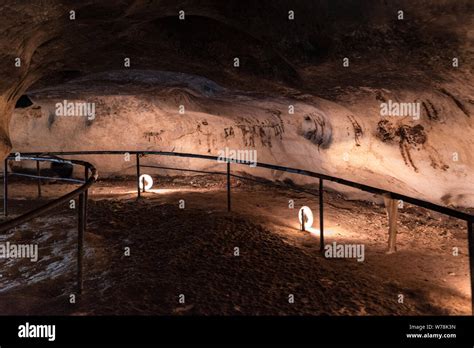 Prehistoric Mural Drawings In Magura Cave Bulgaria Stock Photo Alamy