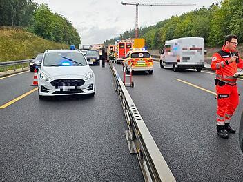 A Bei Erlangen Zehn Unf Lle Halten Rettungskr Fte In Atem Autobahn