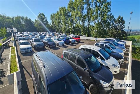 Flughafen Stuttgart Terminal Parken Vergleichen Und Buchen