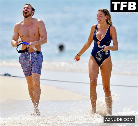 Zara McDermott Sexy In A Hot Swimsuit Seen With Sam Thompson Enjoying Their Holiday At The Beach