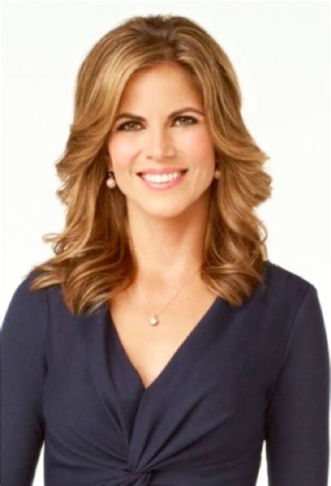 Female News Anchors Latest Hairstyles - Wavy Haircut