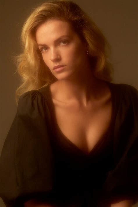 Hot Sexy Elektra Kilbey Bikini Pics