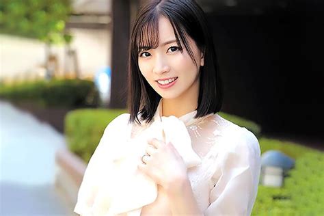 鈴木真夕 巨乳人妻が童貞で包茎の二重苦チンポを泡洗い！筆下ろしセックスで剛毛マンコに中出し！ 無料av動画