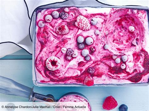 Glace au yaourt et fruits rouges rapide découvrez les recettes de