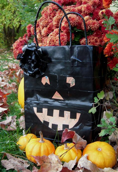 Marvelously Messy : Trick or Treat Bag Craft