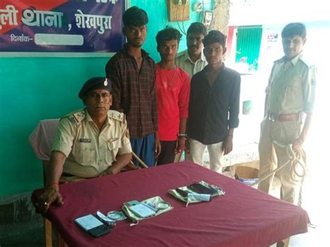 3 Youth Arrested For Making Photo With Weapon Viral हथियार के साथ