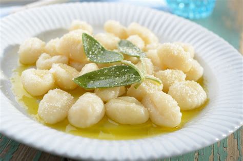 Gnocchi Di Patate Secondo La Ricetta Della Nonna Da Condire A Piacere