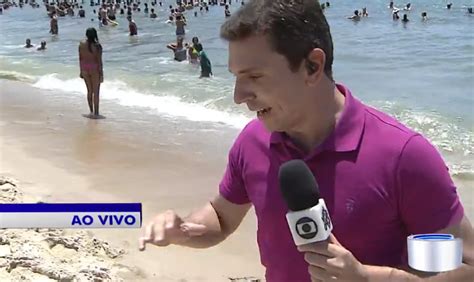 Rapaz mostra bumbum ao vivo na Globo e deixa repórter em choque