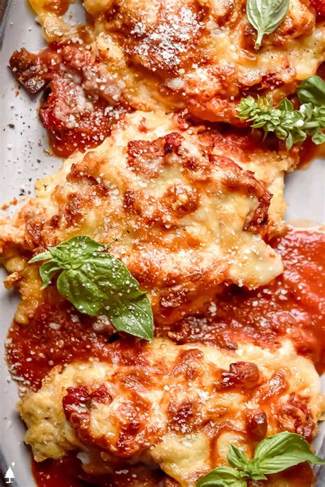 Easy Keto Chicken Parmesan Baked Crazy Crispy Little Pine Kitchen