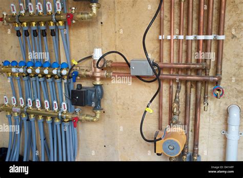 Underfloor heating pipes Stock Photo - Alamy