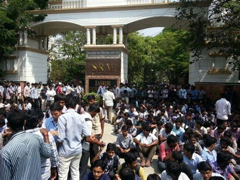 Students Protest: Students of SRM Easwari Engineering College, Chennai